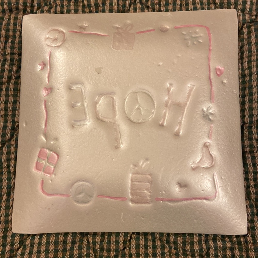 Set of 3 Holiday Plates LOVE HOPE JOY - Picture 6 of 10